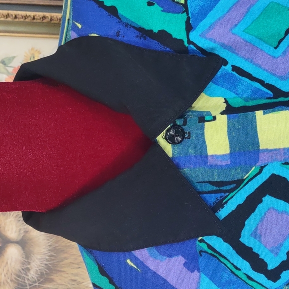 Abstract Shape Blue Purple Caliché Blouse - Picture 4 of 12